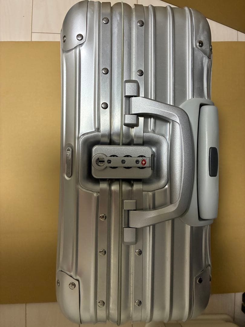 RIMOWA 2輪 キャリーケース