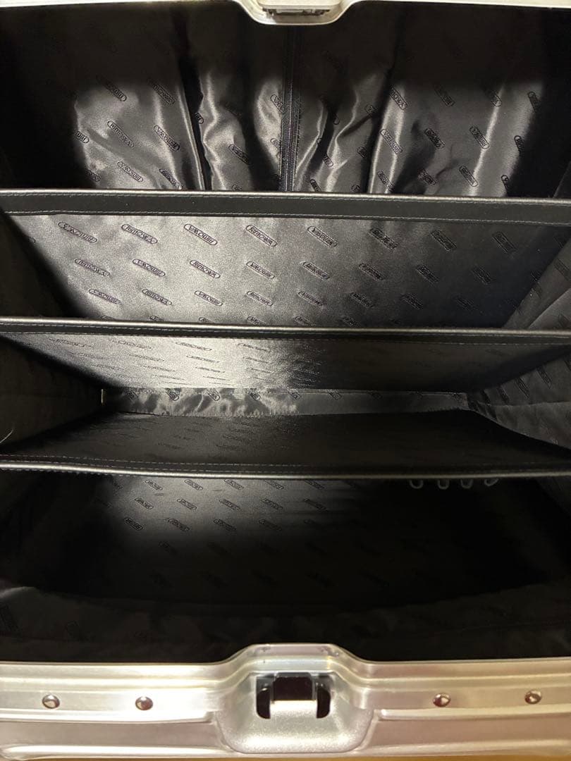 RIMOWA 2輪 キャリーケース