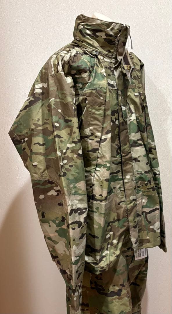 米軍実物　新品未使用 LEVEL6GORE-TEX ジャケット　L Lサイズ相当