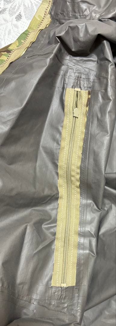 米軍実物　新品未使用 LEVEL6GORE-TEX ジャケット　L Lサイズ相当