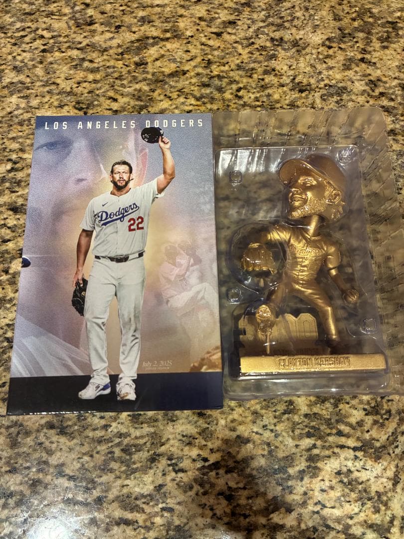 【限定ゴールド】カーショー　ボブルヘッド 3000奪三振 来場者限定