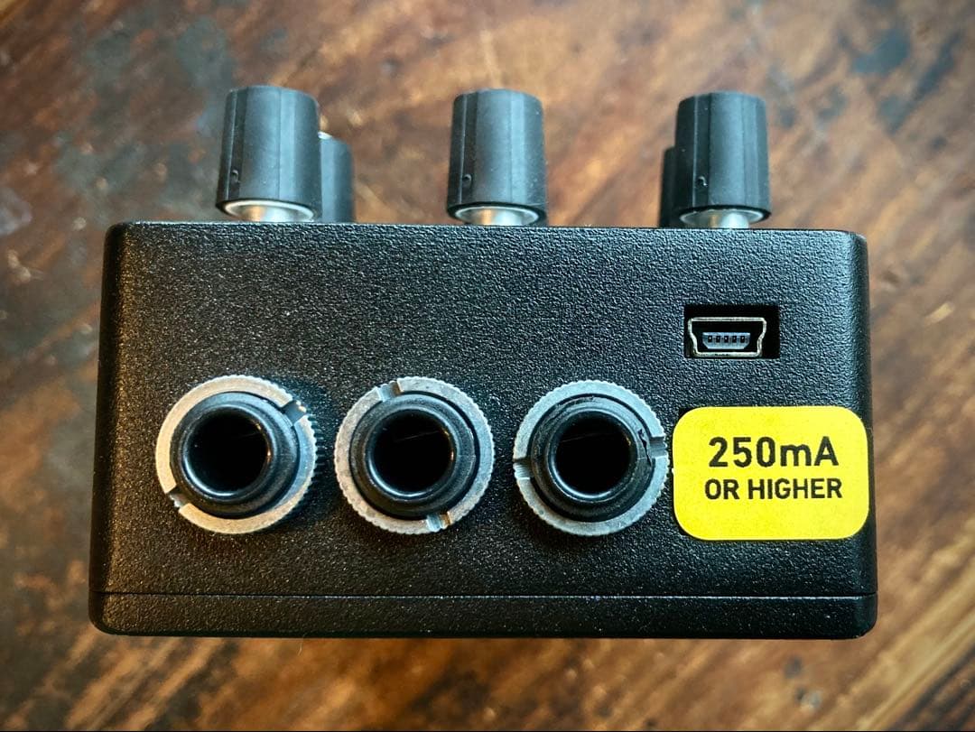 新品同様 Red Panda BITMAP V2 ビットクラッシャー