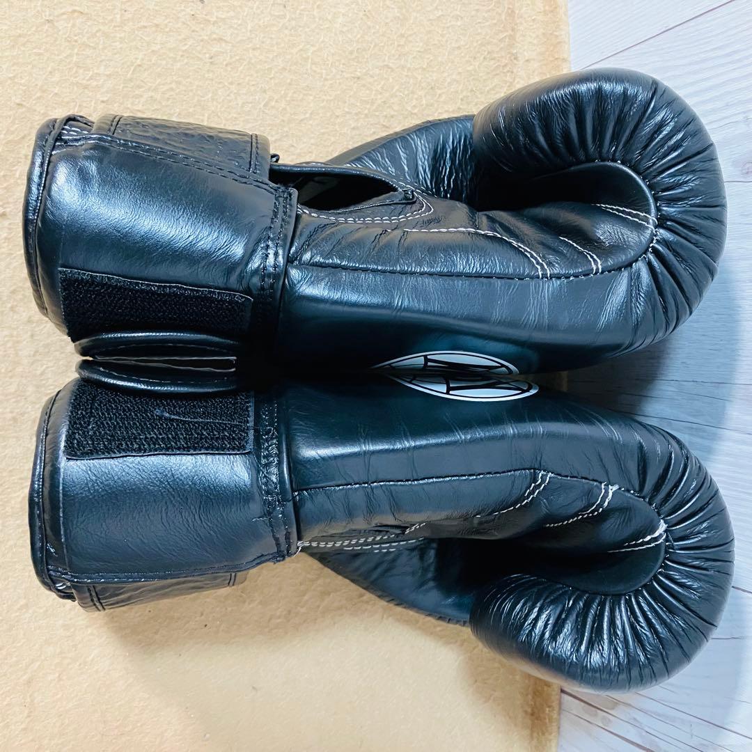 美品 WINDY ボクシンググローブ 10オンス BGVH ウィンディ