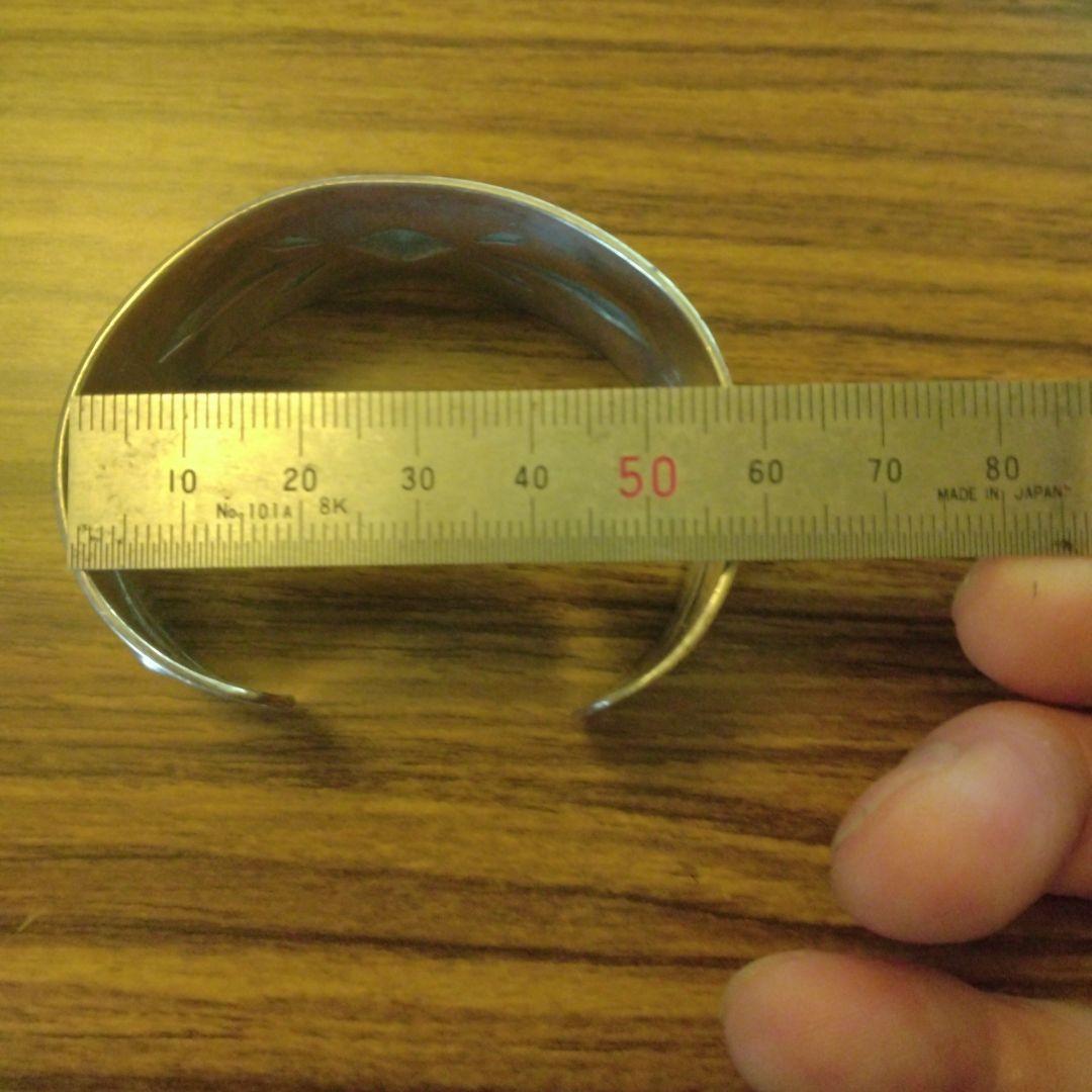 し*ろ様 シルバー エングレーブ バングル 幅約2.5センチ