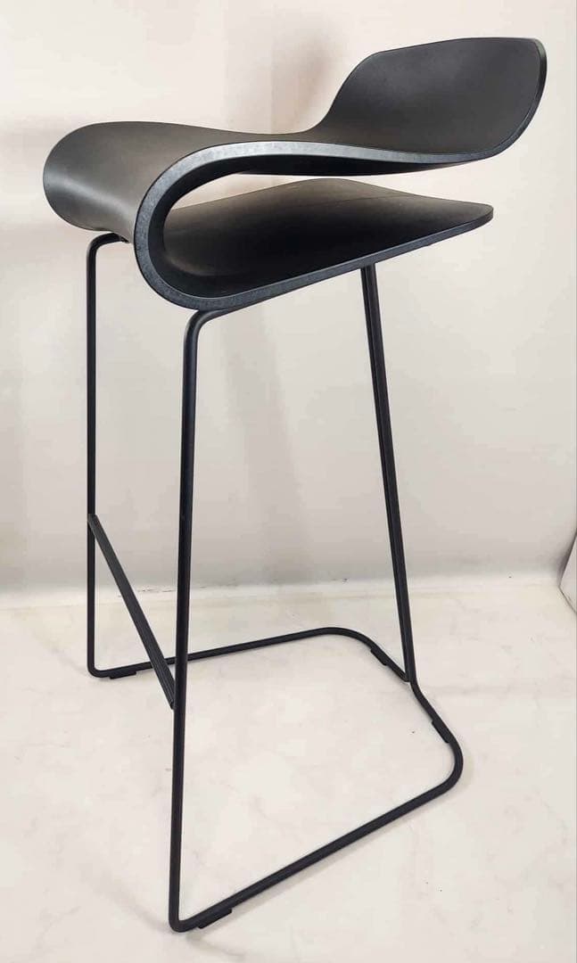 BCN design Harry&Camila KRISTALIA バースツール