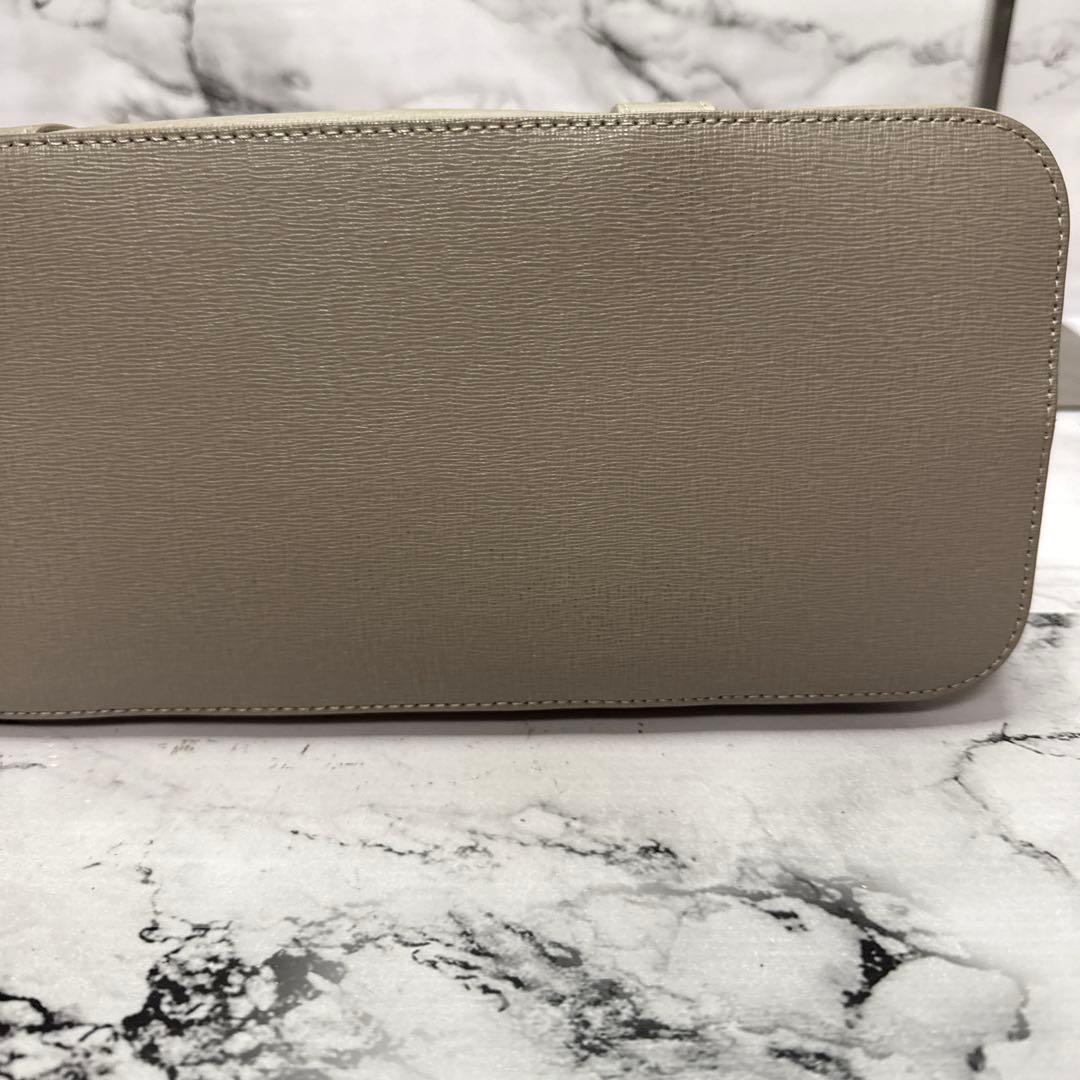 (極美品)大人気、フルラ、サンディー、2wayバック、オールレザー、人気色、金