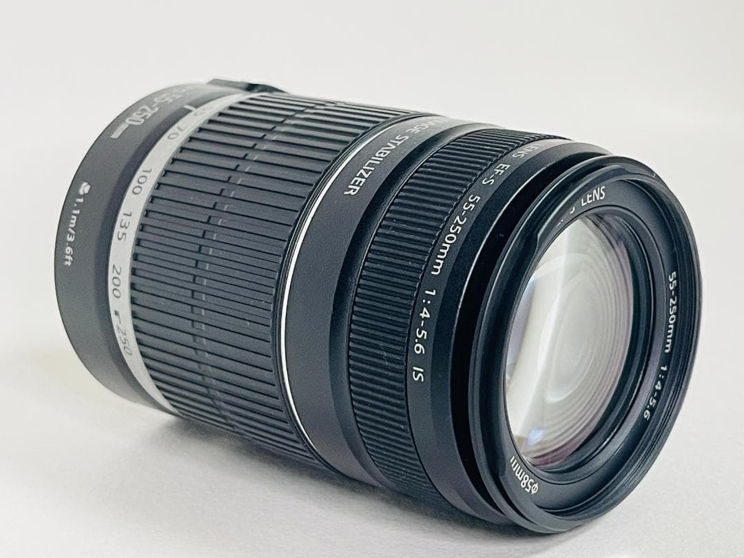 美品☘️ キャノン EF-S 55-250mm IS F4-5.6 望遠レンズ