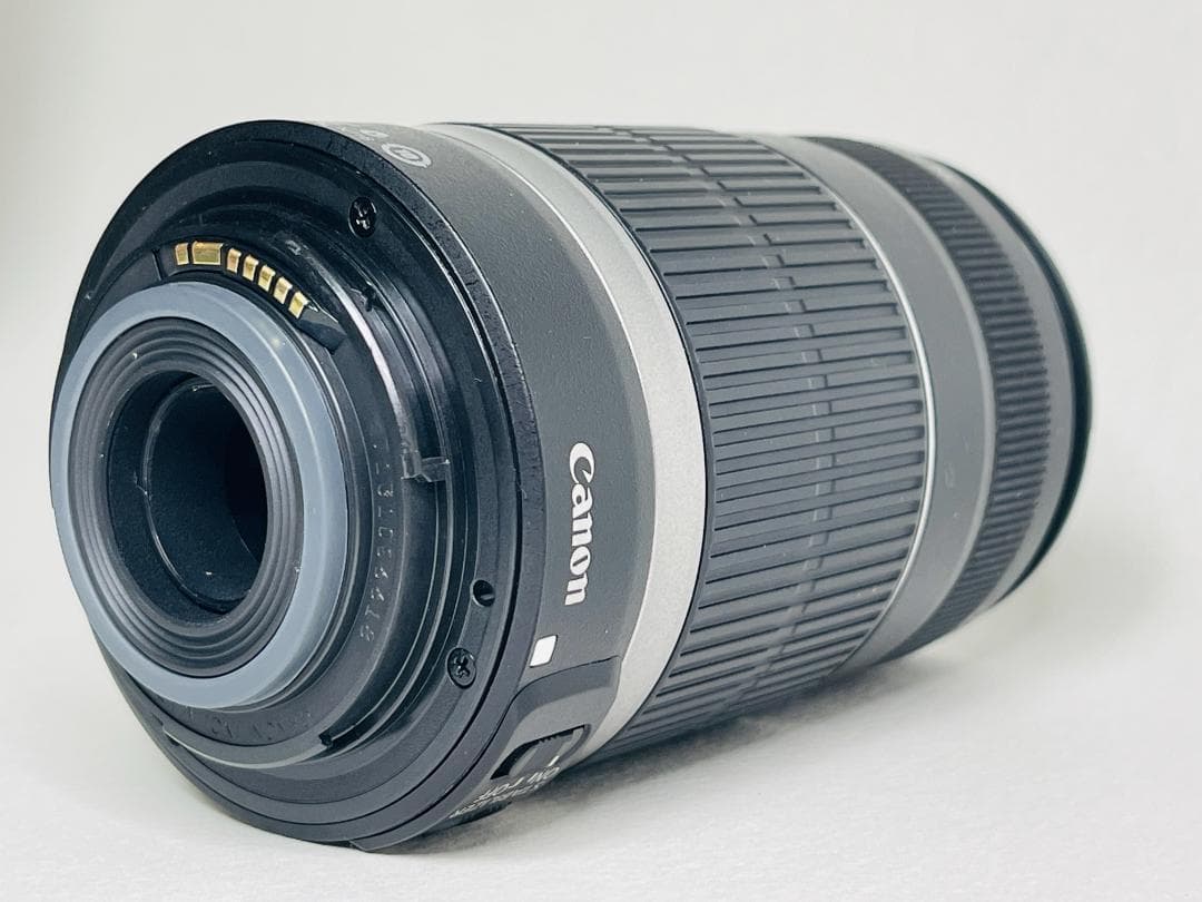 美品☘️ キャノン EF-S 55-250mm IS F4-5.6 望遠レンズ