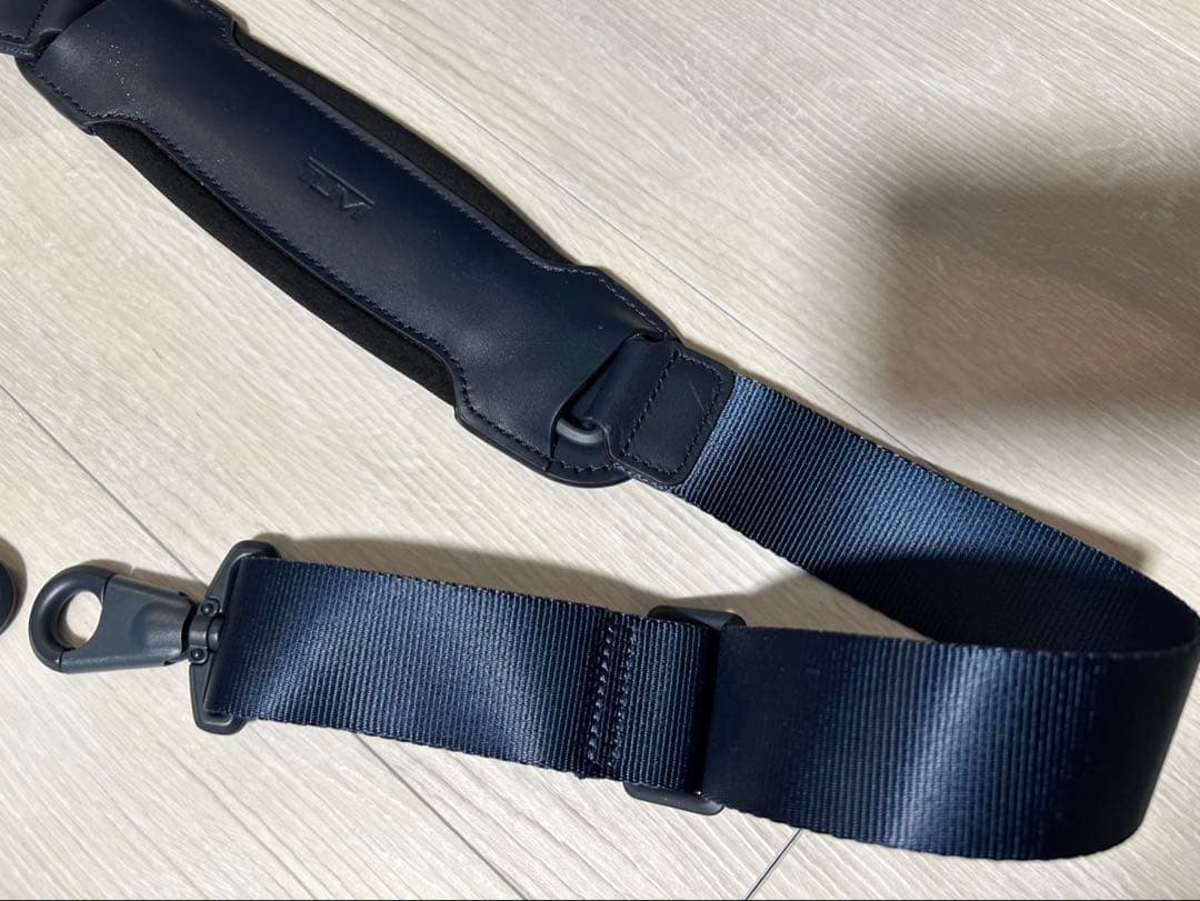 SHIPS別注　TUMI 3WAY ビジネスバッグ ストラップ付き 多機能