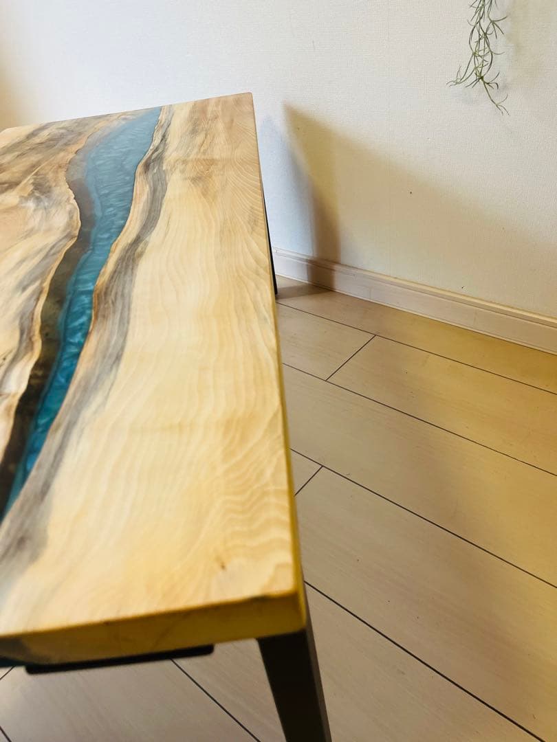 レジンテーブル　ローテーブル 栃　リバーテーブル　アイアン