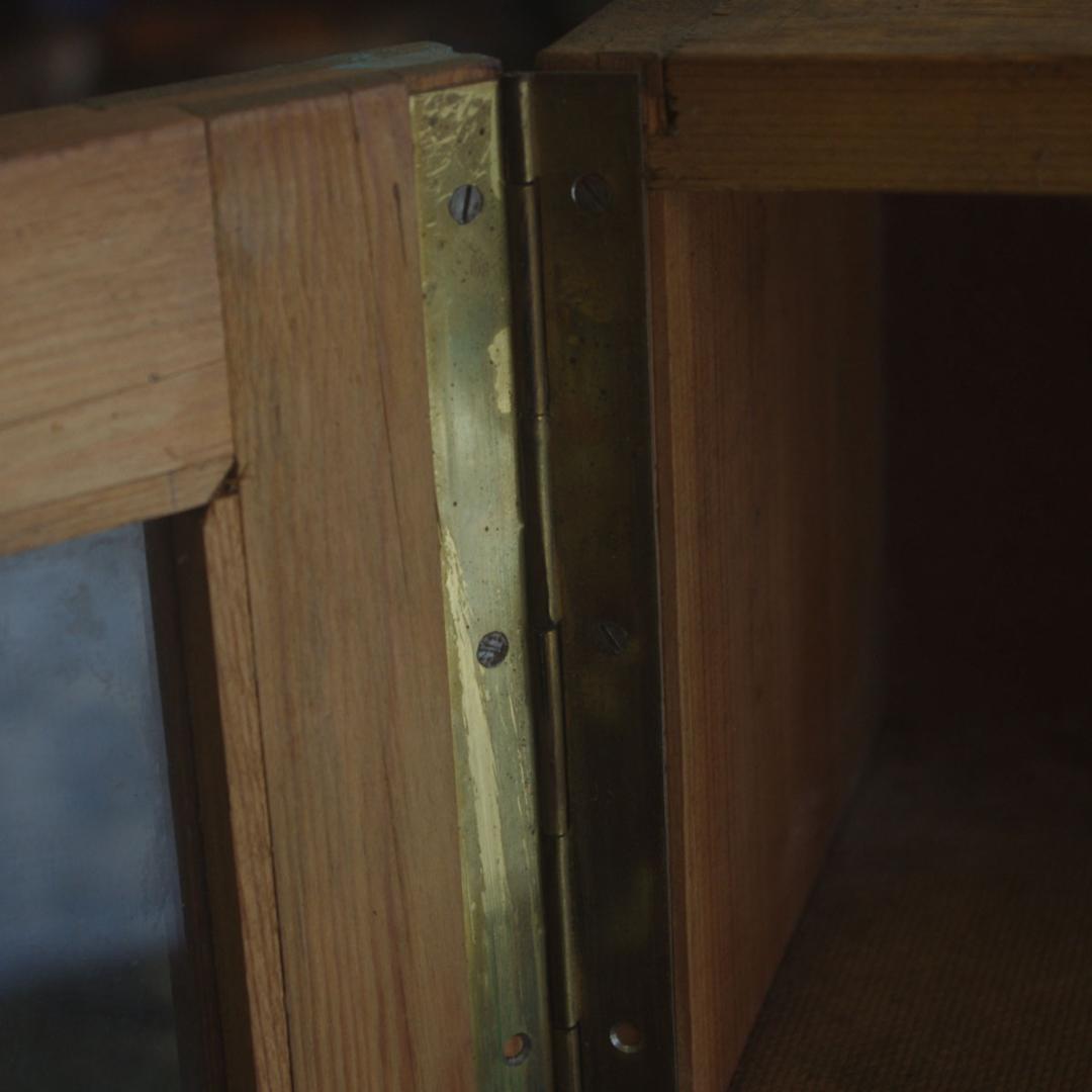 木製ガラスケース 4段 無垢 ドイツ アンティーク ビンテージ Ｚ002