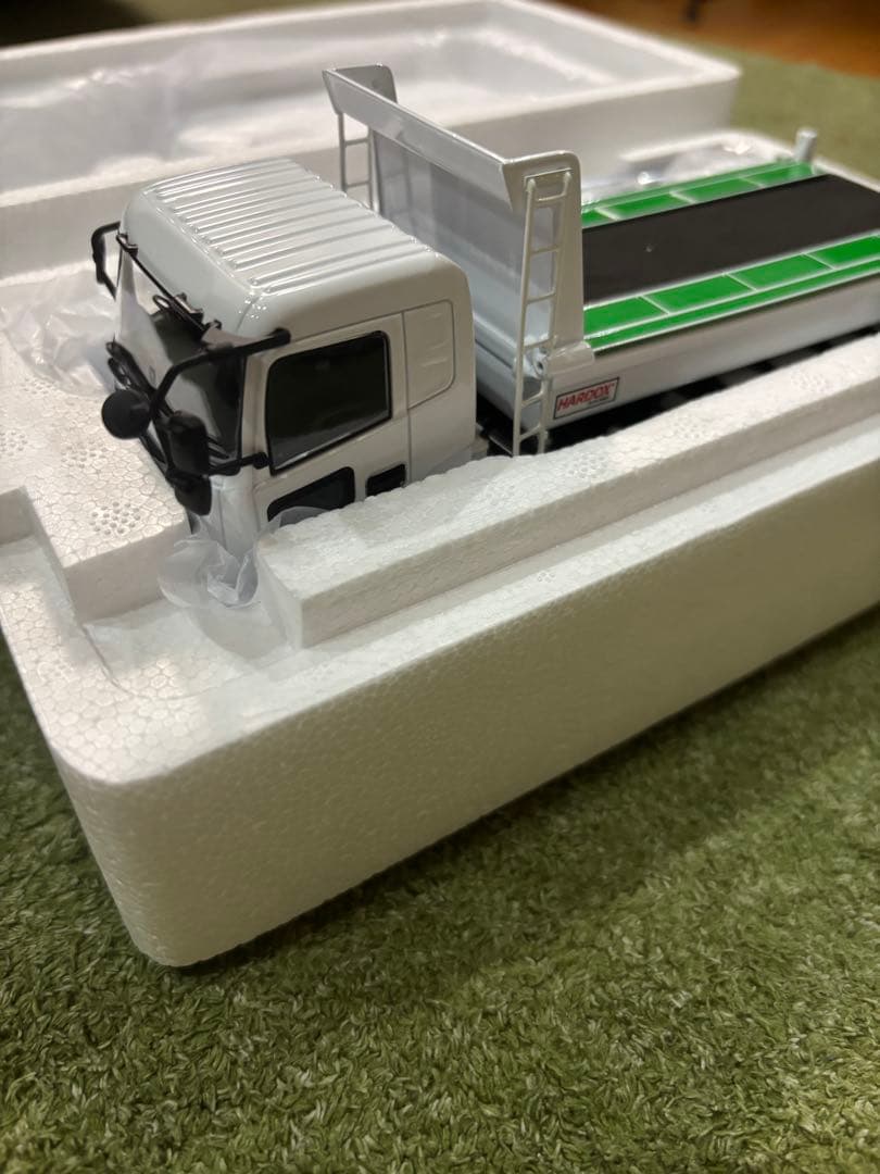 70週年記念　極東　KYOKUTO 大型リヤダンプ　モデルカー　非売品