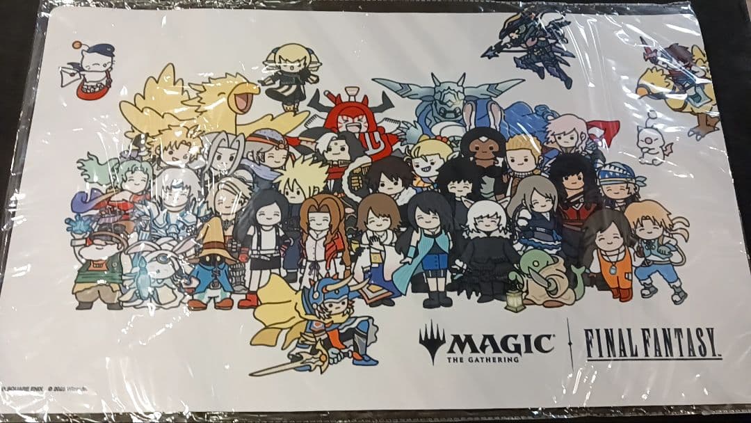 日本限定　「MTG×FINAL FANTASY」ちびキャラプレイマット