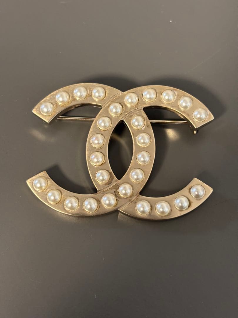 CHANEL シャネル　ブローチ　 パール　　マットゴールド