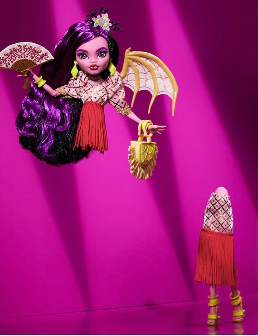 日本未発売　モンスターハイ　ドール　Monster high デザイナーシリーズ