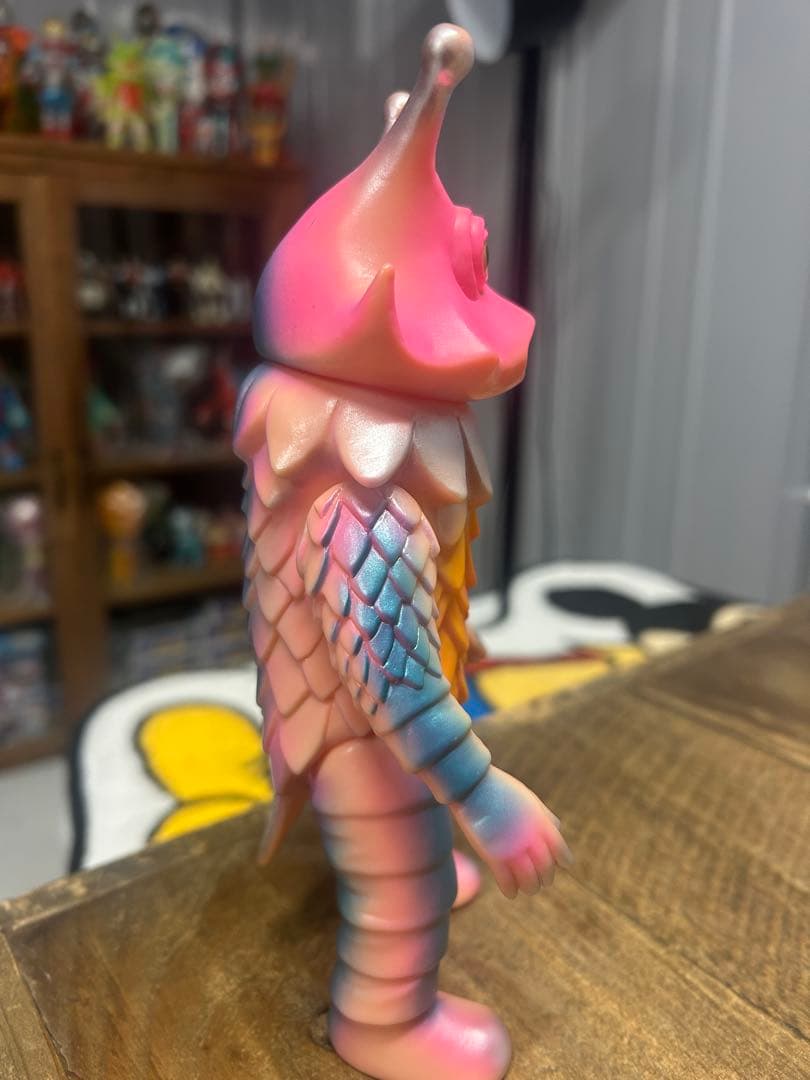 ブルマァク　ギロ星獣　フィギュア　ソフビ　ヘッダー　袋付き　ピンクカラー