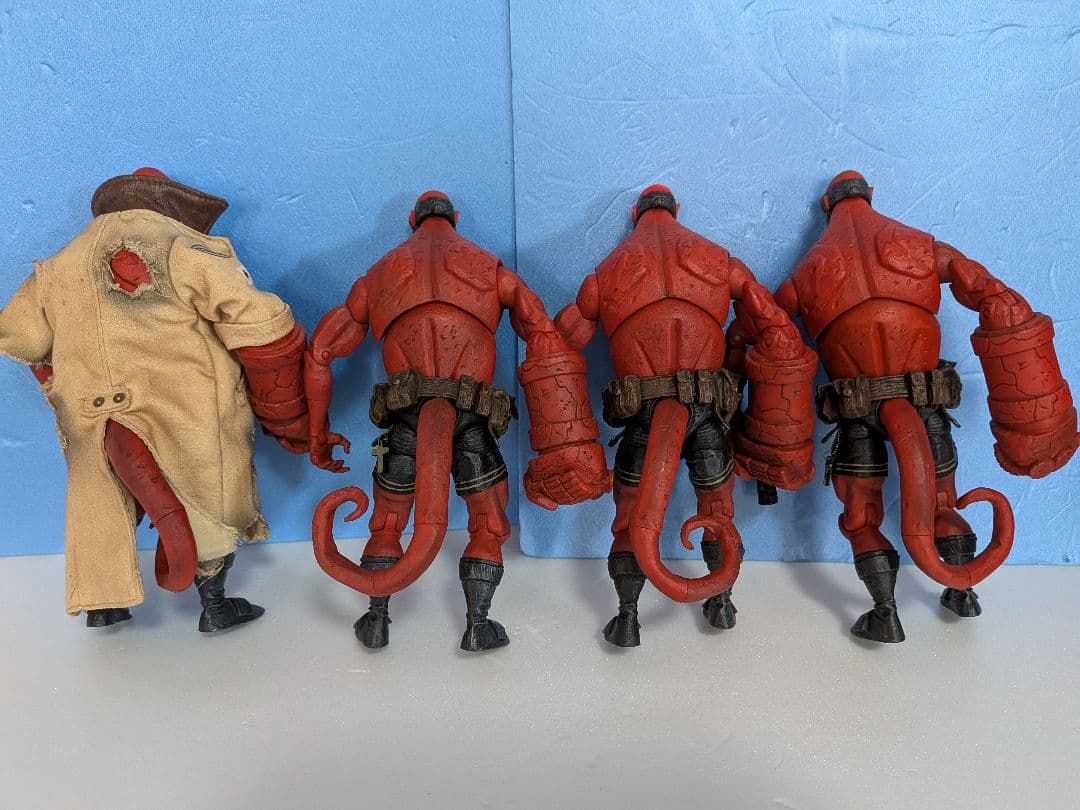 ヘルボーイ アクションフィギュア 4体セットまとめ売り