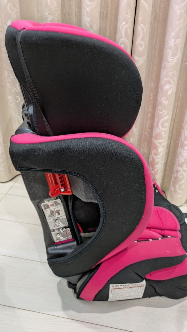 ミニーマウス チャイルドシート 西松屋限定モデル 廃盤