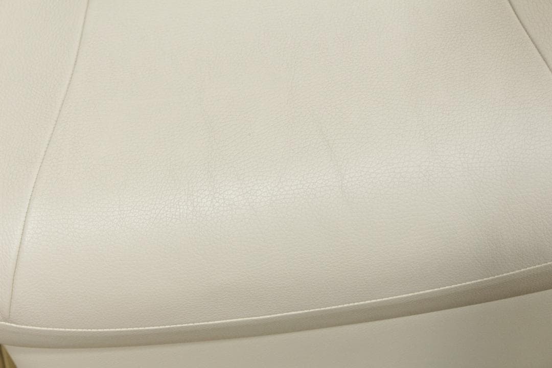 ラ*ー様 カリモク★CHITANO★オットマン★スツール★Z12126Z922★