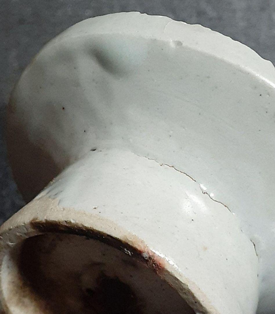 李朝　韓国古美術　韓国古陶磁器　白磁　陽刻浮彫　花文様　高付皿　菓子型　餅型