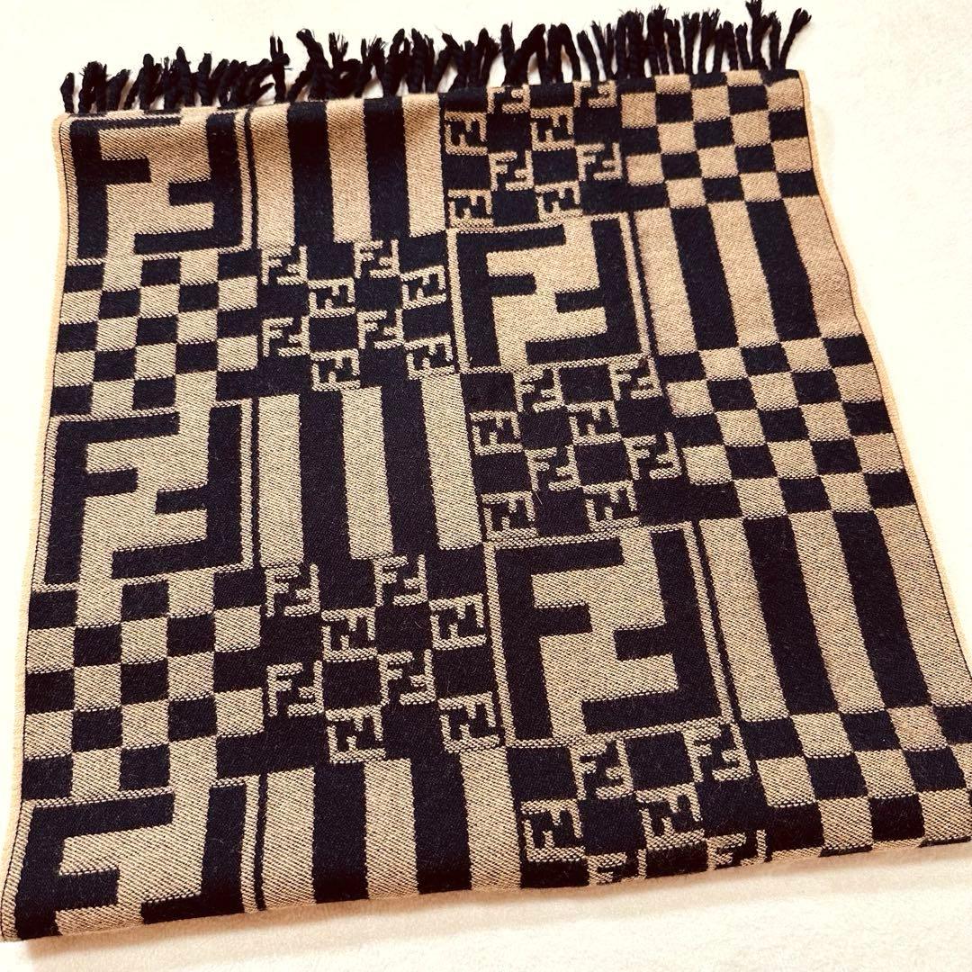 【美品】FENDI ズッカ柄 ウール100% マフラー ランダムパターン パッチ