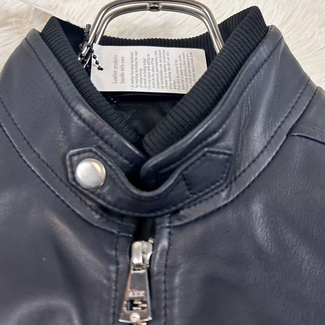 極美品 現行品タグ付きAKM シングルライダース 羊革 S キルティング 袖リブ