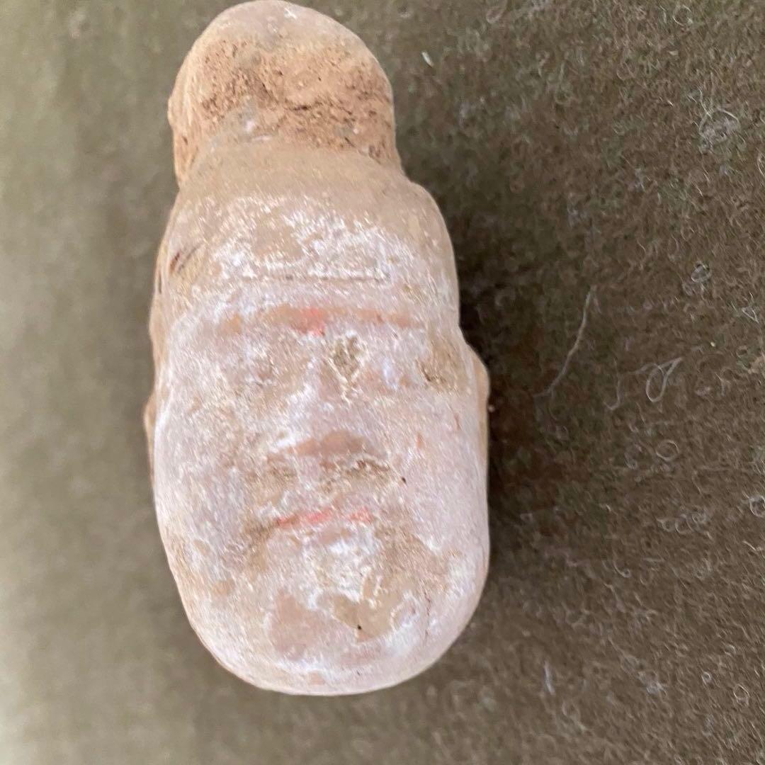 唐時代胡人俑　(頭部だけ)