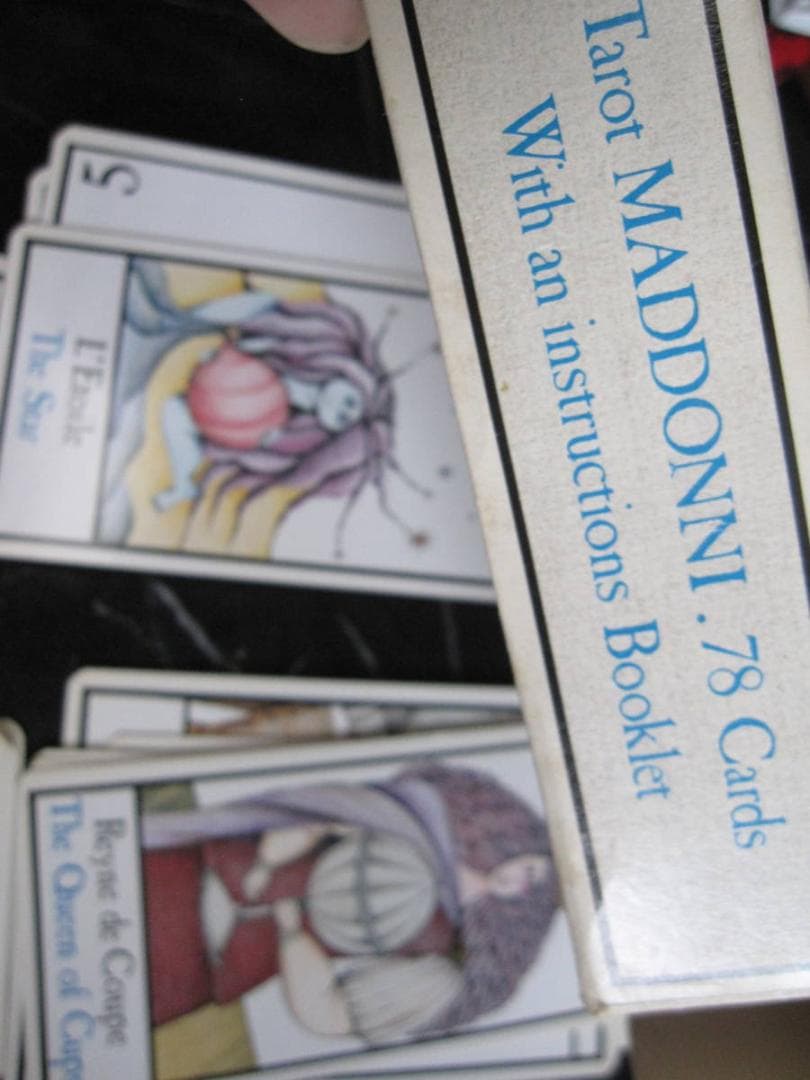 Maddonni Tarot Cards マドーニ タロットカード