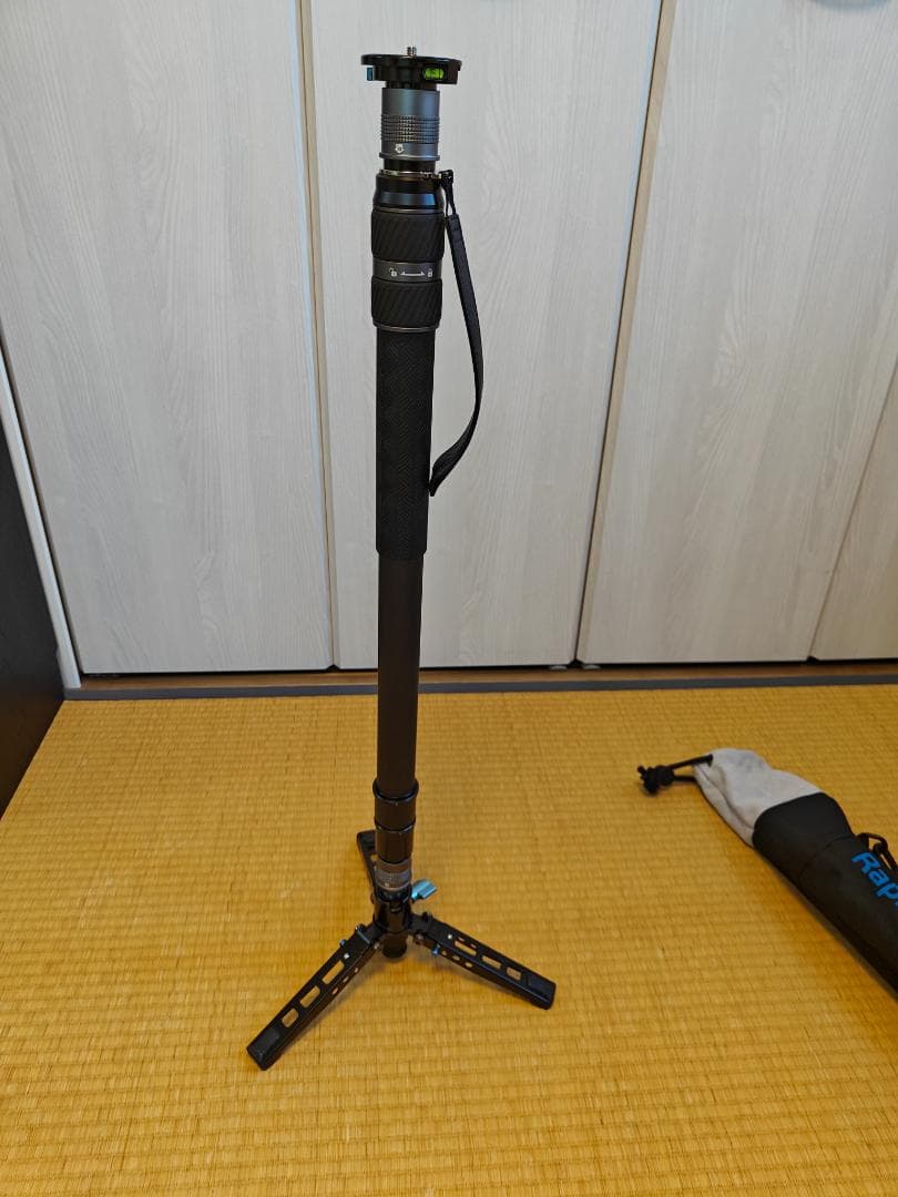 【ほぼ新品】SIRUI 一脚トラベル一脚 カーボン製 SVM-165