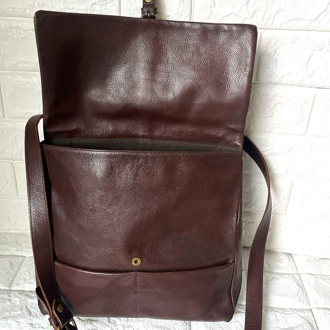 まーイルビゾンテ レザー フラップ ショルダーゴールド金具 ダークブラウン