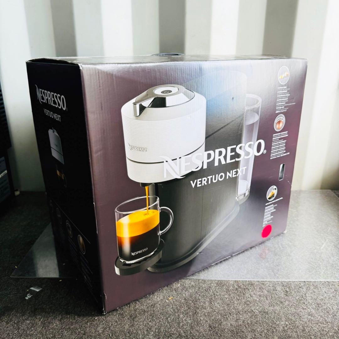 710新品未使用✨ネスプレッソ ヴァーチュオネクスト カプセル式コーヒーメーカー