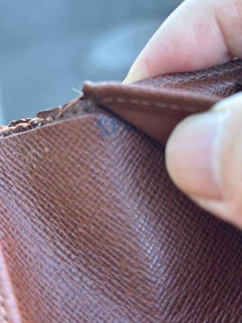 Louis Vuitton ルイヴィトン モノグラム 財布 Wホック