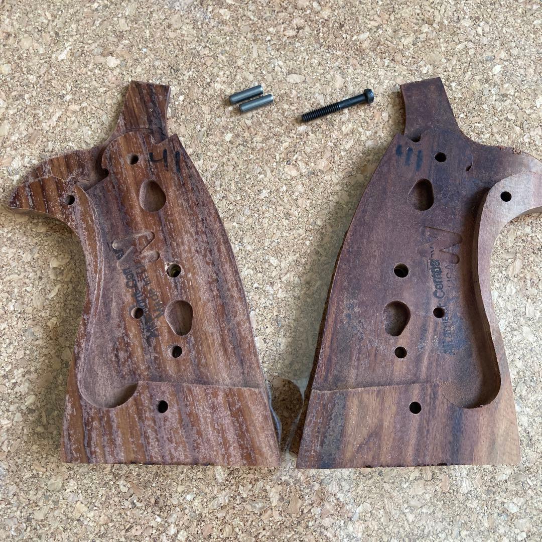 アルタモント　S&W アニバーサリーグリップ　Nフレーム　木製グリップ