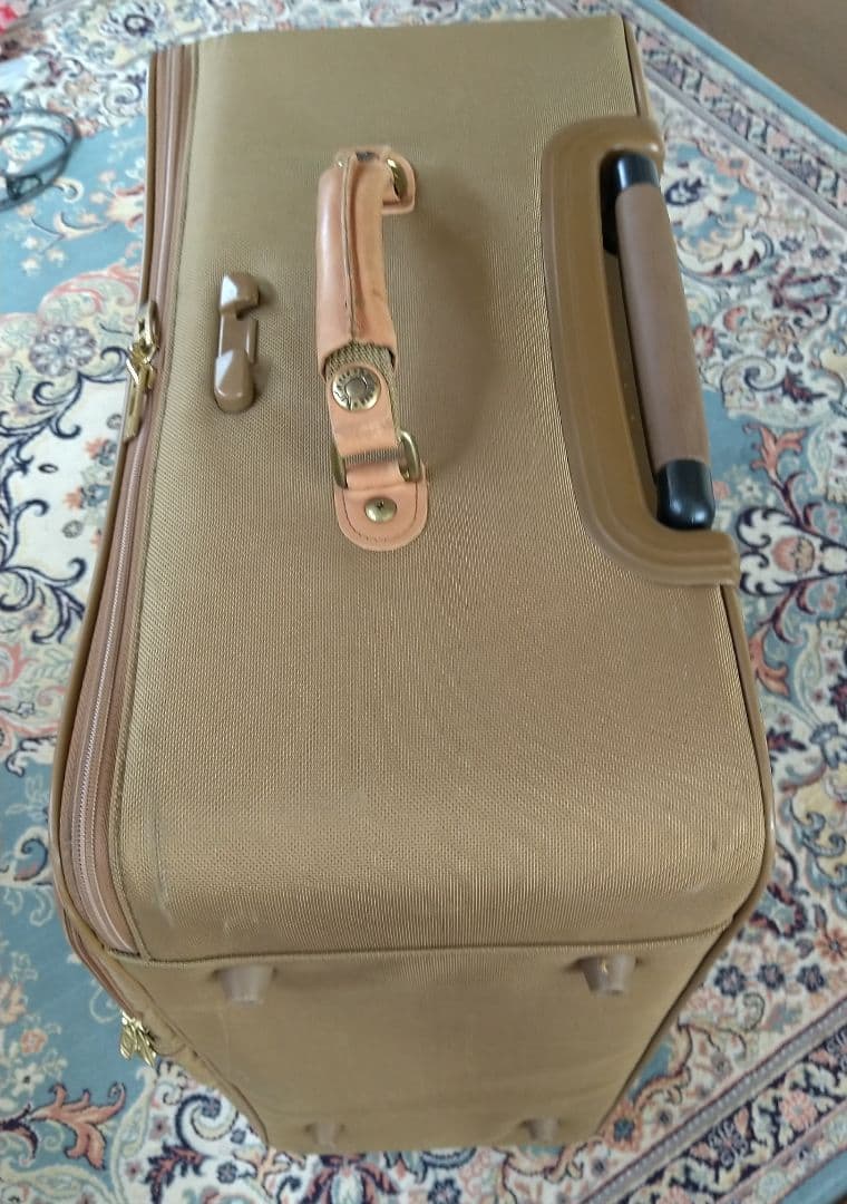 大容量Ｈartmanハートマンキャリーケース