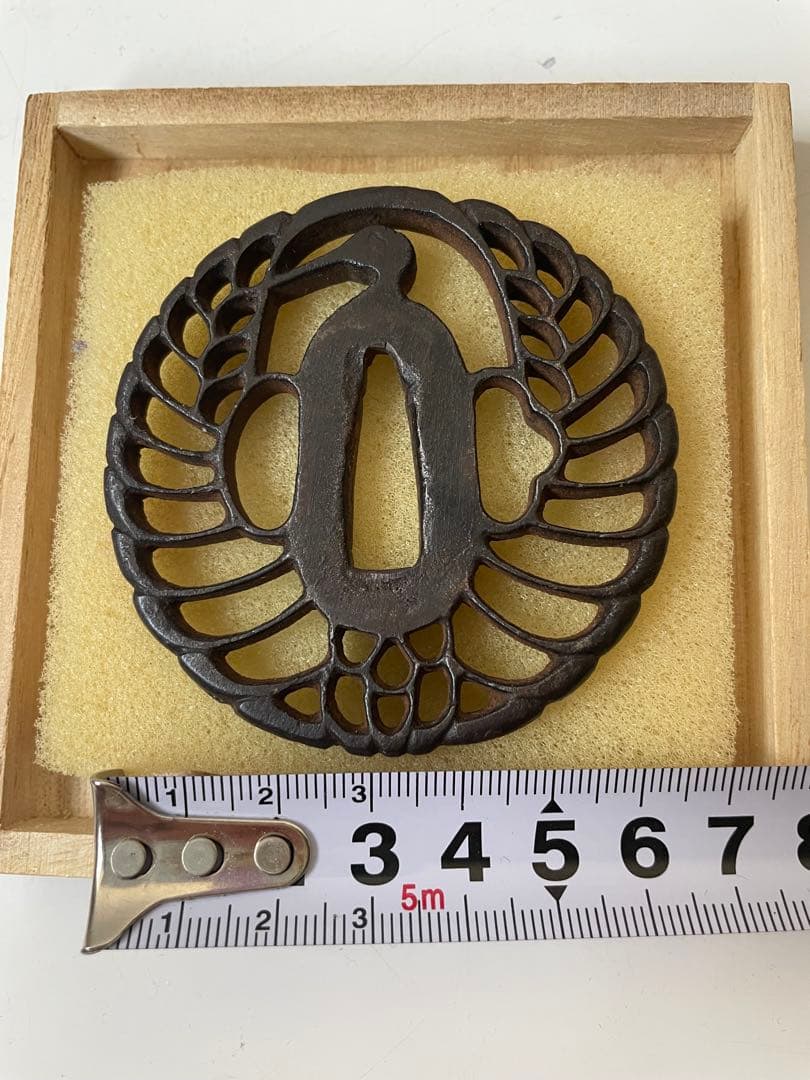 鍔　江戸時代鉄鍔　鶴丸透かし鍔