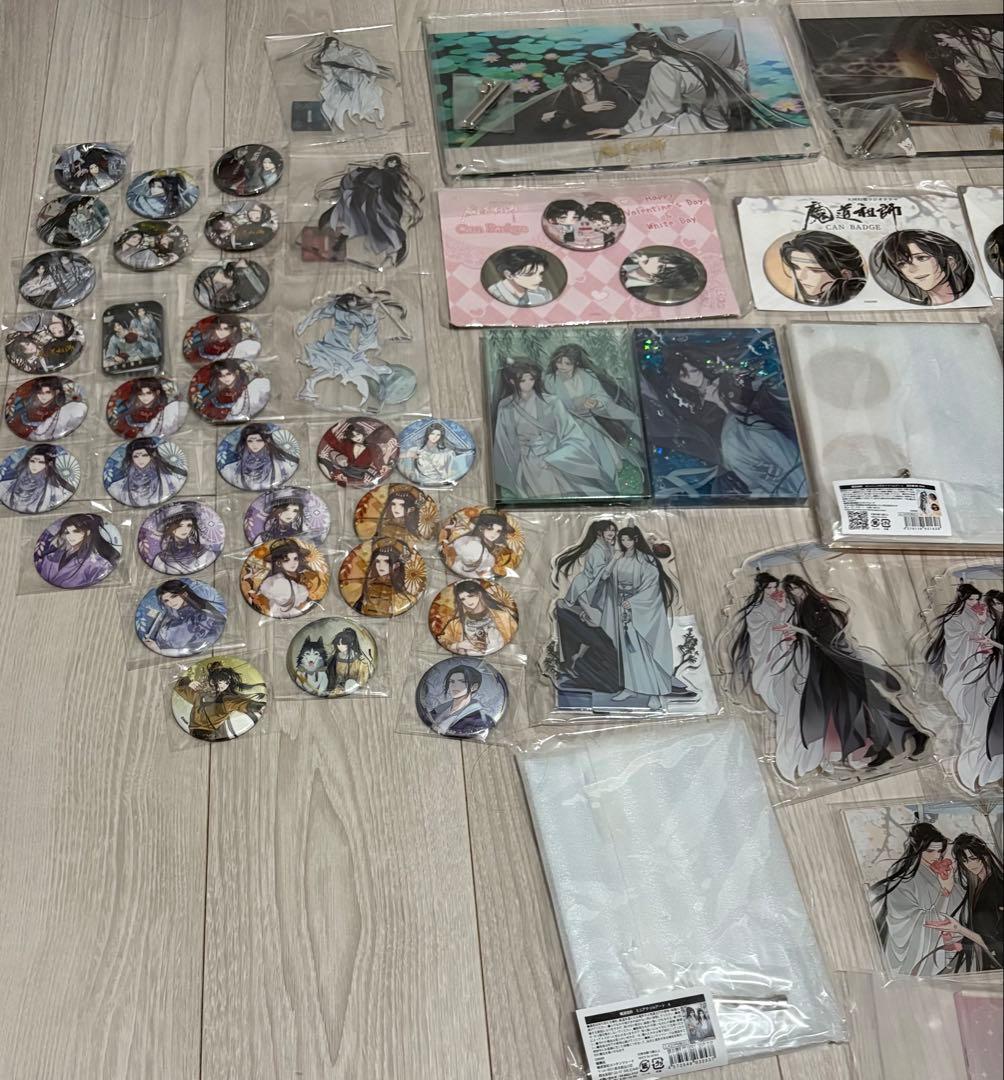 魔道祖師　まとめ売り　アクリルスタンド、缶バッジ等　セット