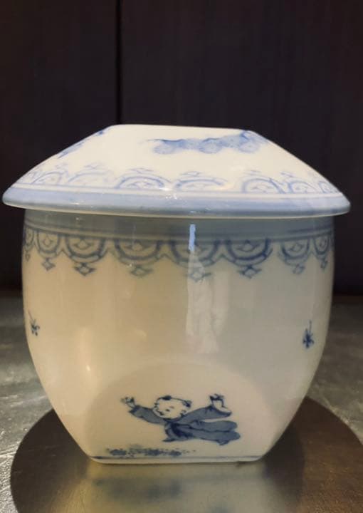 平戸焼　献上唐子蓋物　キャンディボックス　古美術　骨董