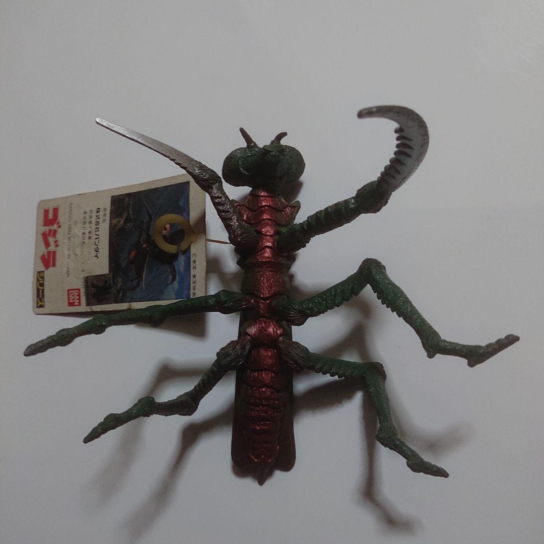 カマキラス ソフビ