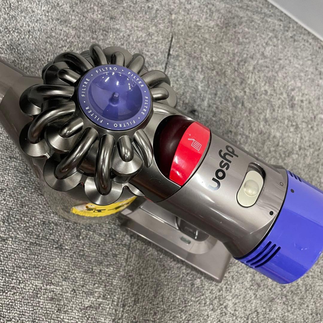 動作品 dyson SV10 ダイソン コードレスクリーナー