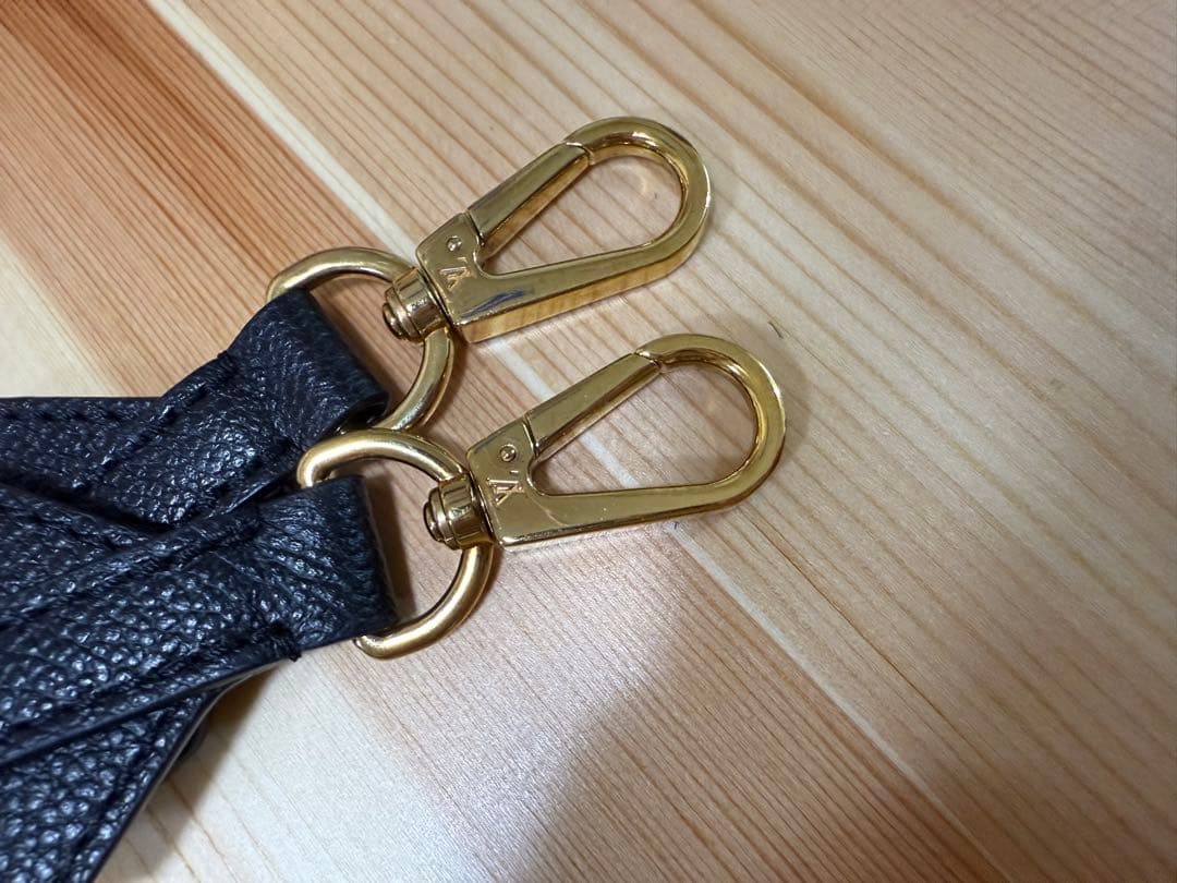 ルイ・ヴィトン モノグラム レザーストラップ