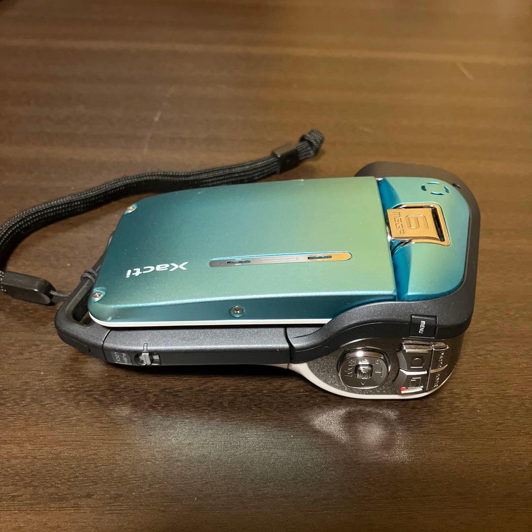 ［SANYO]デジタルムービーカメラDMX-CA65型Xacti[動作確認OK]