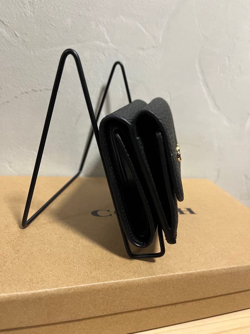 ✨️新品未使用✨️COACH ブラック 三つ折り財布