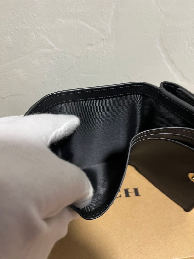 ✨️新品未使用✨️COACH ブラック 三つ折り財布
