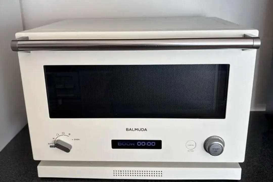 BALMUDA ホワイト 電子レンジ　k04a 2019年製