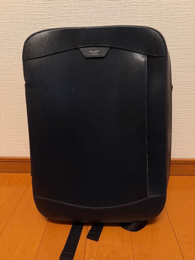 ペッレモルビダ　ネイビー　ビジネスバッグ　キャピターノ