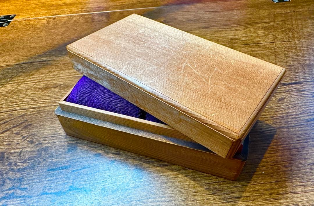 幕末の志士が愛用した刀の拵で使われた野晒図の縁頭