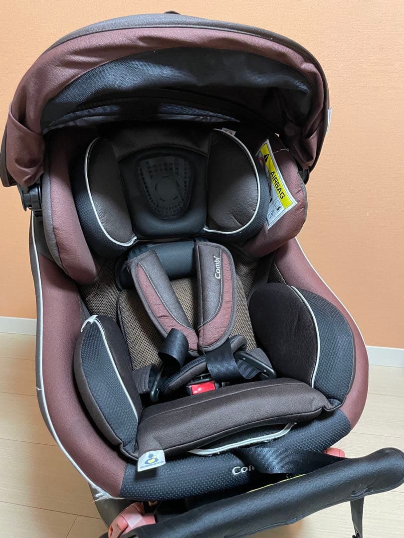 Combi チャイルドシート　NC-570 ジュニアシート　回転　エッグショック