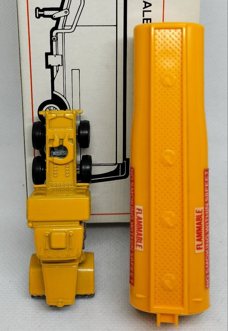 《ロングトミカL6》ダイヤモンドレオオイルタンク トレーラー【最終版】未使用美品