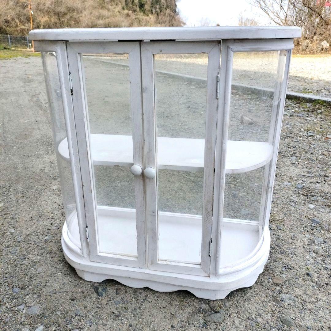 ホワイト円形ガラスキャビネット