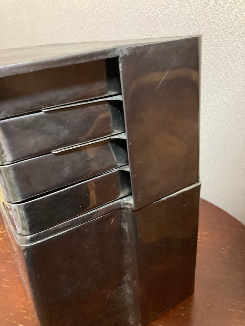 アンティークのブリキケース